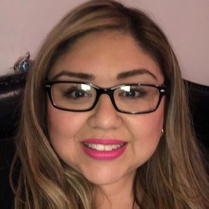 Meet your Posher, Ellierenee